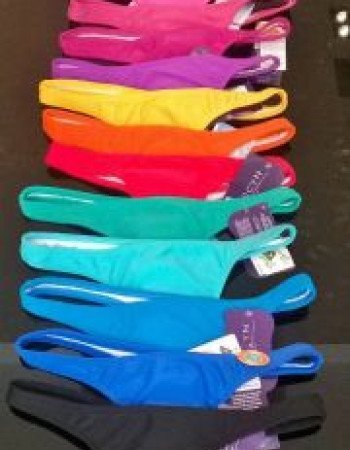 Μαγιό string γυναικείο μονόχρωμο Μαγιό string γυναικείο μονόχρωμο